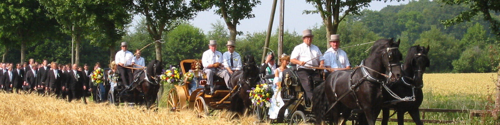 Bataillon zieht durch Nichtern
